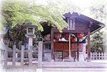 吉田山山上の竹中稲荷神社。この裏に業平塚がある